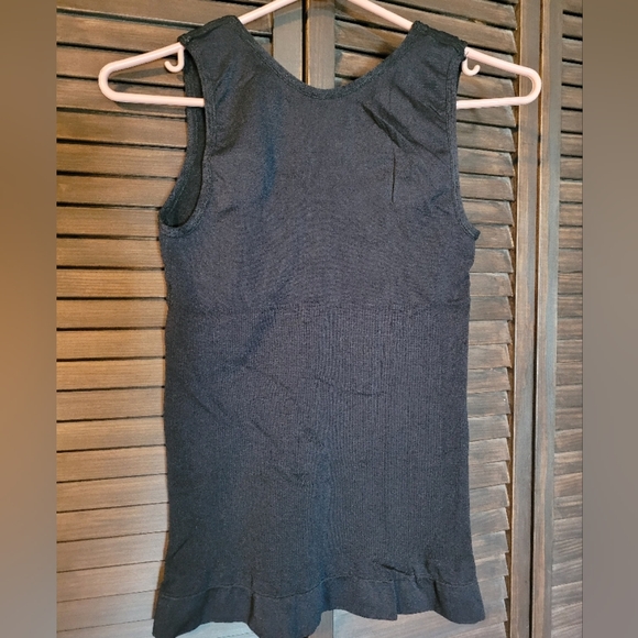 ⏰️3/$10 L/G Shaper Essentials All Day Every Day Tank Cami Sleeveless - Picture 2 of 2